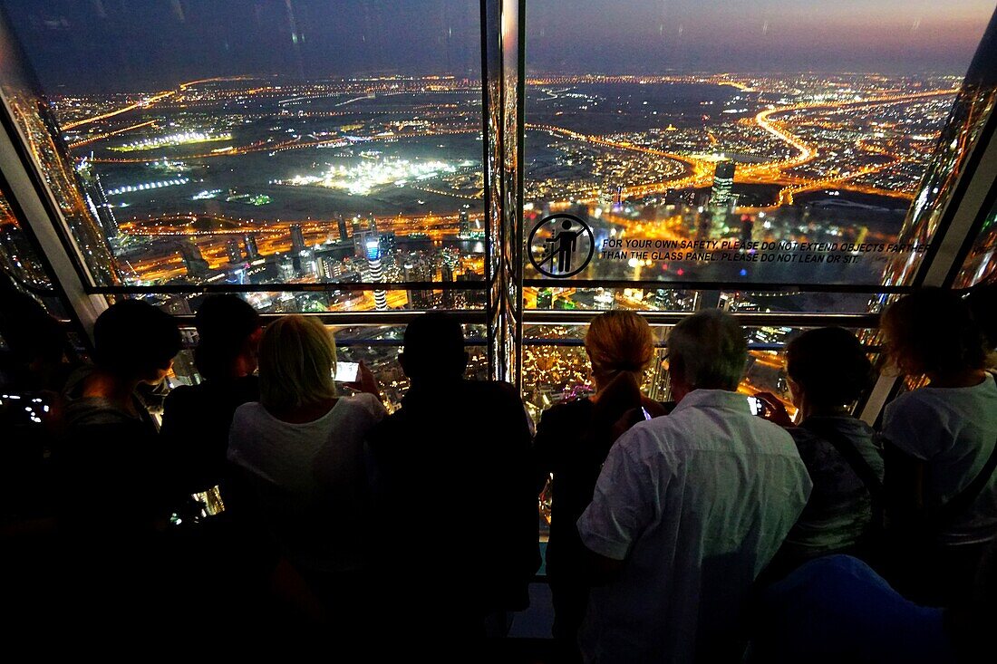 At the Top Sky, Burj Khalifa, Aussicht, Besucher, 148. Etage, 555 Meter, Dubai, VAE, Vereinigte Arabische Emirate