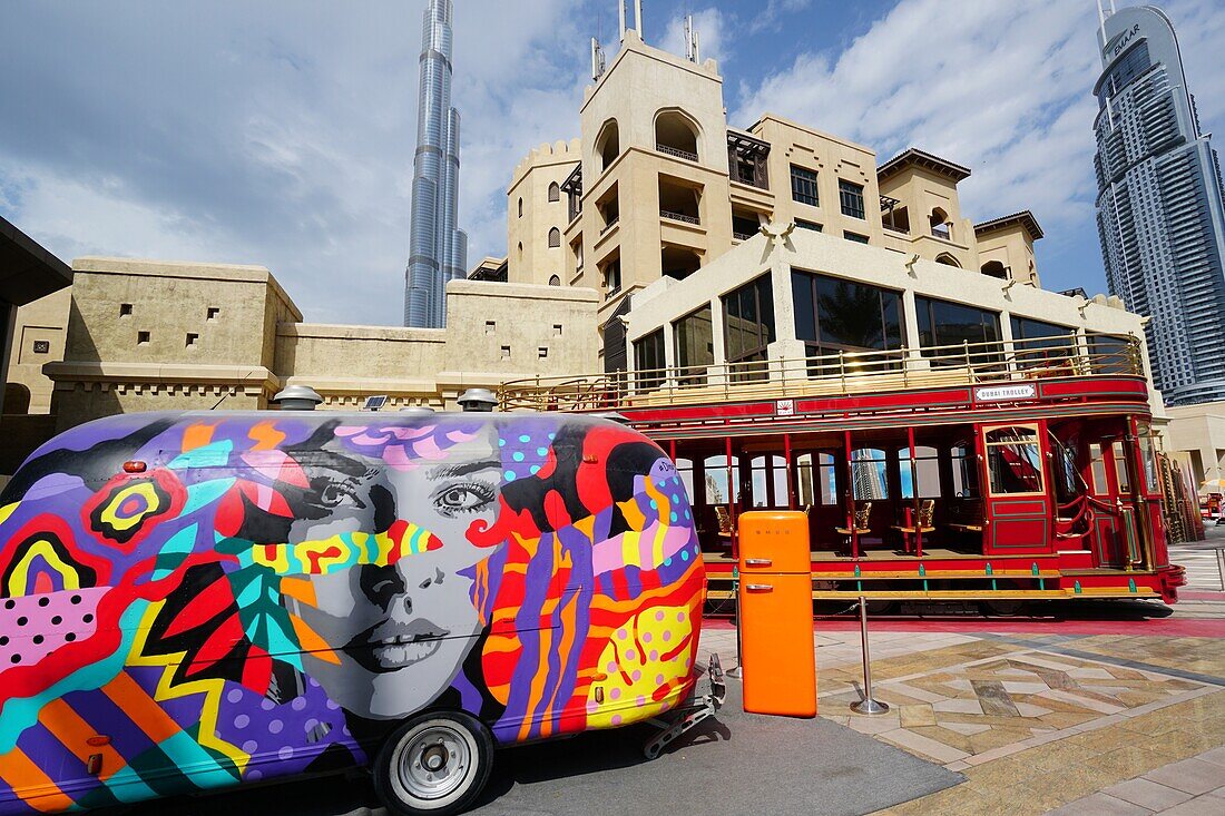 Trailer, Tram, Dubai Trolley, Burj Khalifa, Downtown, Dubai, UAE, United Arab Emirates