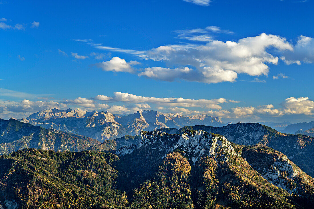 Berchtesgadener Alpen und Chiemgauer Alpen mit Hörndlwand, vom Hochgern, Chiemgauer Alpen, Oberbayern, Bayern, Deutschland