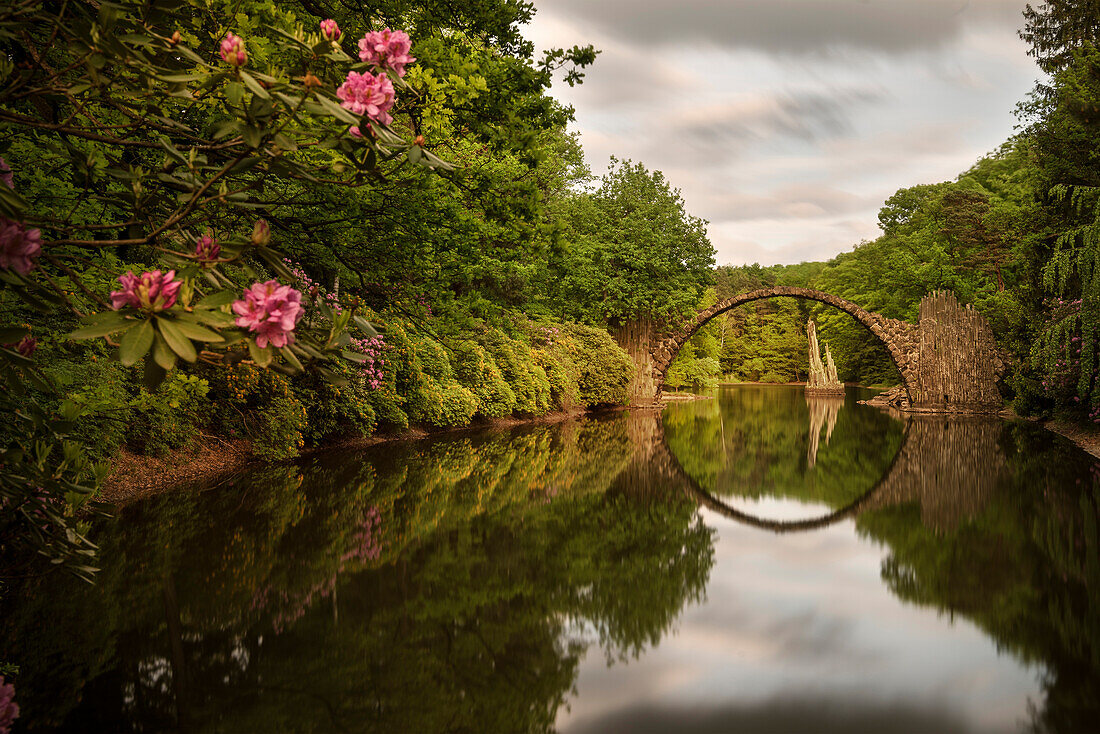 Rakotz Bridge, Azalea and rhododendron park Kromlau, Gablenz, Goerlitz district, Saxony, Germany