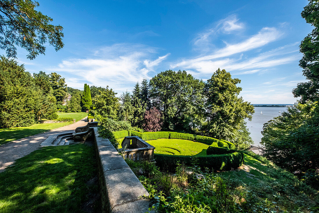 Römischer Garten in Blankenese mit Blick auf die Elbe, Hamburg, Norddeutschland, Deutschland