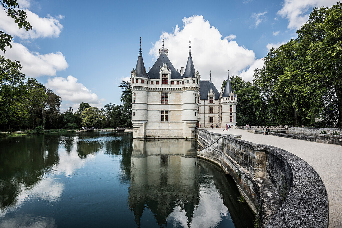 Chateau Azay-le-Rideau, Renaissance Castle, Loire, UNESCO World Heritage Site, Département Indre-et-Loire, France