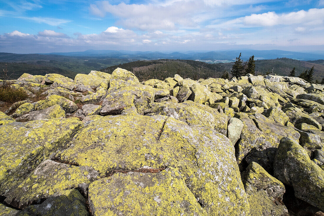 Granitblöcke, auf dem Gipfel des Lusen, Nationalpark, Bayerischer Wald, Bayern, Deutschland, Europa