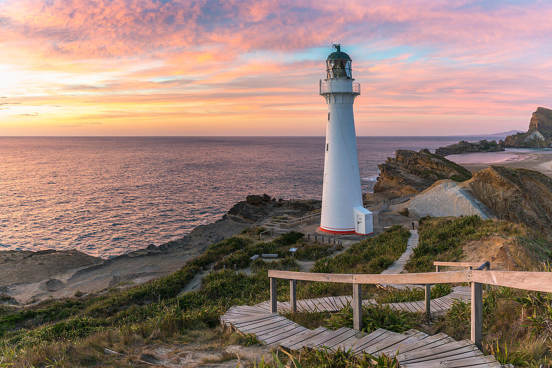 Castlepoint lighthouse at dawn. Castlepoint, Wairarapa region, North Island, New Zealand.