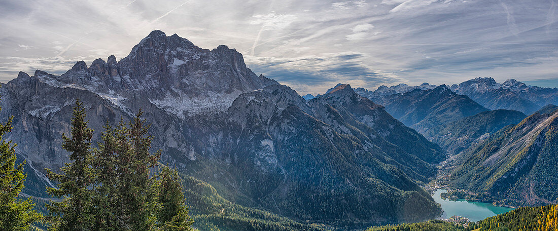 Italy, Veneto, Dolomites, Lake Alleghe and Civetta in Autumn