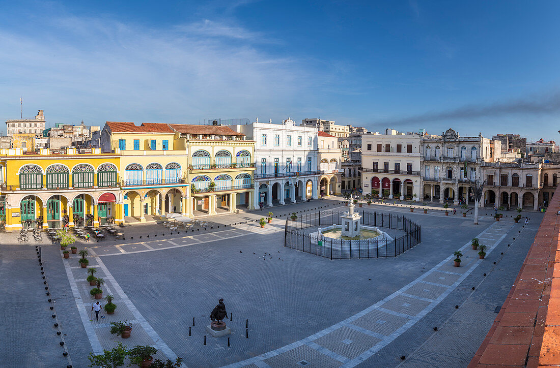 Dachansicht des Plaza Vieja Square, Alt-Havanna, Havanna, Provinz Havanna, Kuba