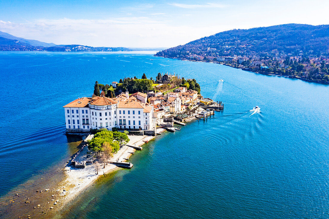 Aerial view of the Isola Bella. Stresa, Lake Maggiore, Piedmont, Italy. Europe.
