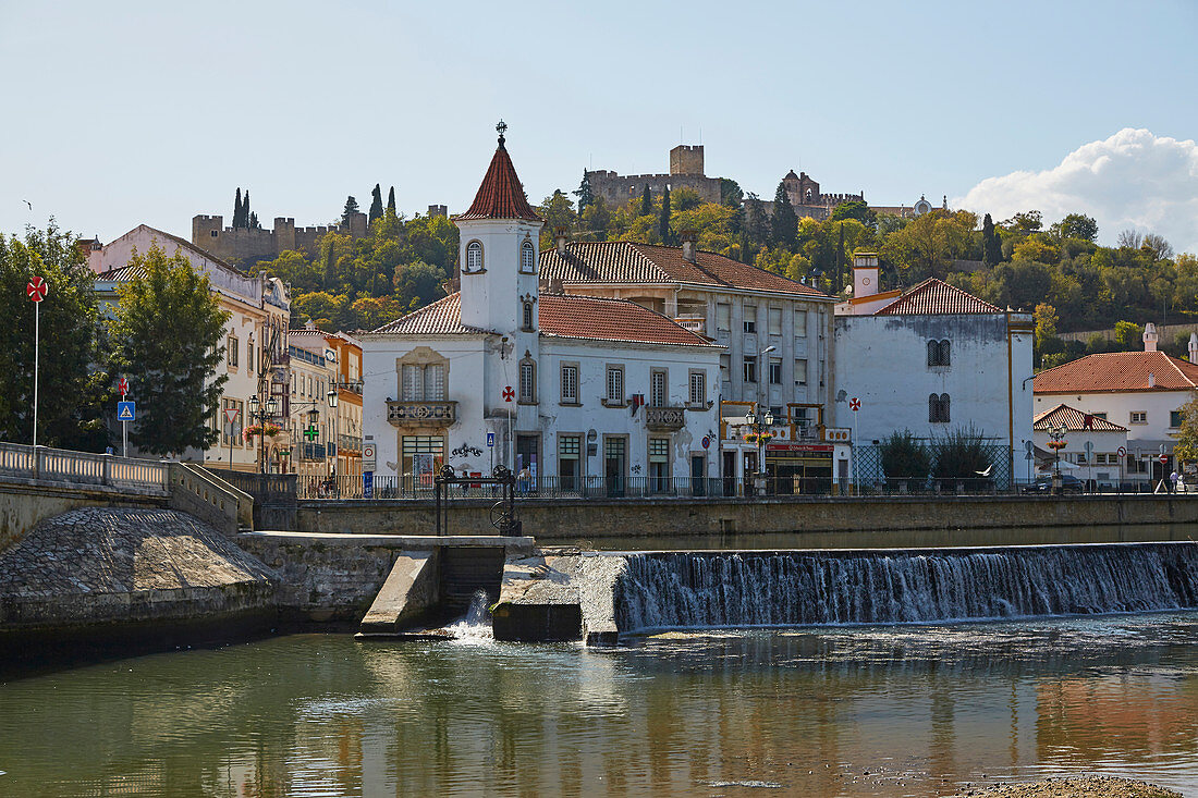 View across the river Nabao at the old centre of Tomar, District Santarém, Estremadura, Portugal, Europe