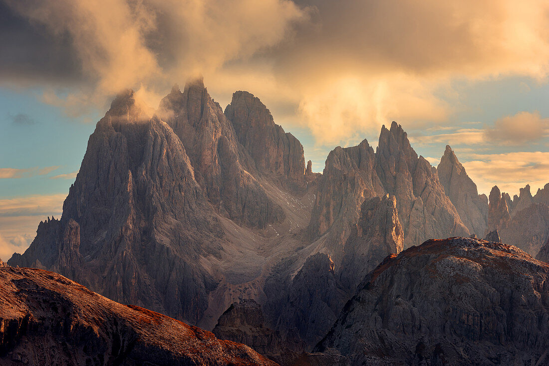 Die Gebirgsgruppe Cadini di Misurina, Auronzo di Cadore, Dolomiten, Belluno, Südtirol, Italien, Europa