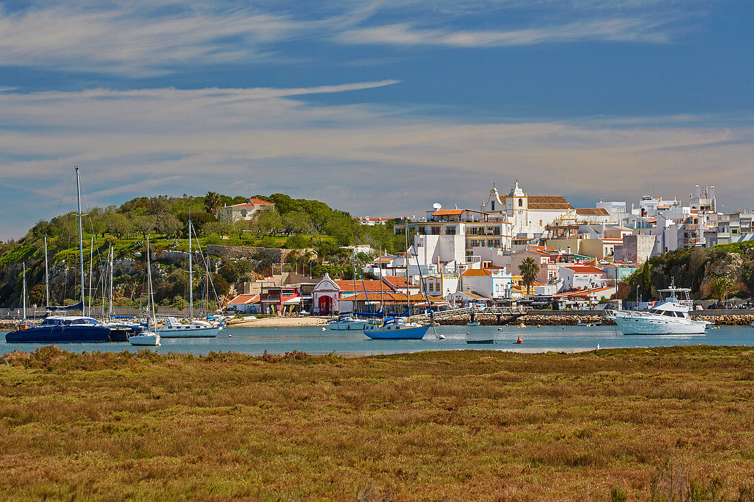 Naturschutzgebiet Reserva Natural da Ría do Alvor und Alvor bei Portimao, Distrikt Faro, Region Algarve, Portugal, Europa