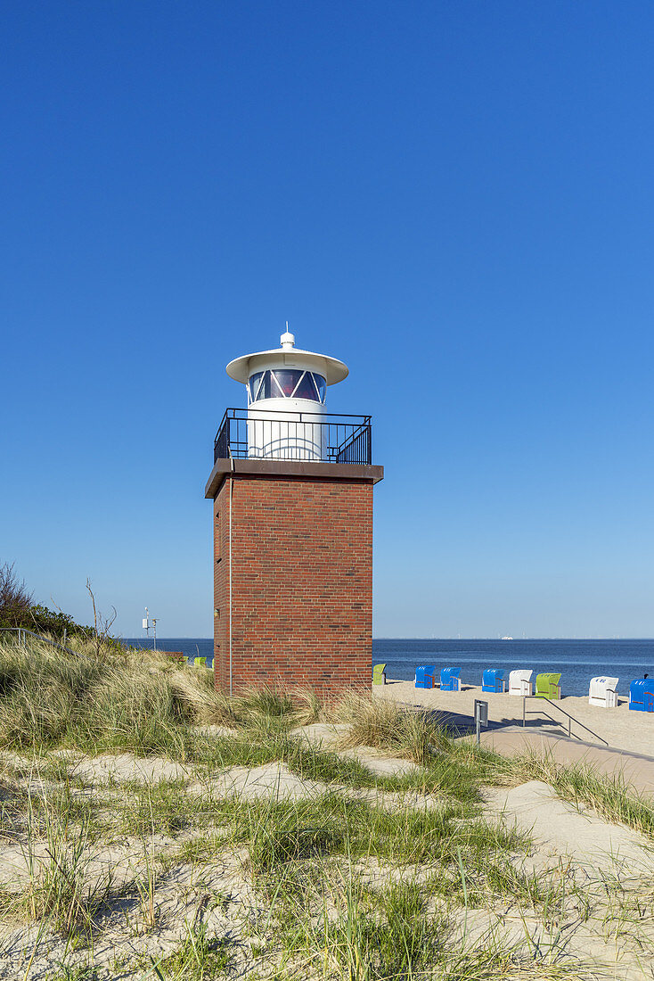 Leuchtturm Olhörn an der Promenade, Wyk, Insel Föhr, Nordfriesische Inseln, Schleswig-Holstein, Norddeutschland, Deutschland, Europa