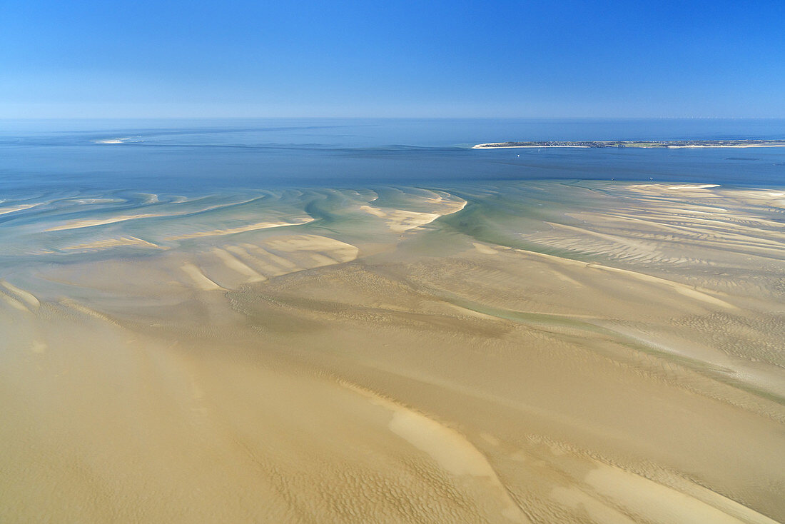 Flight over the Wadden Sea near the North Frisian Island Sylt, North Sea, Schleswig-Holstein, Northern Germany, Germany, Europe