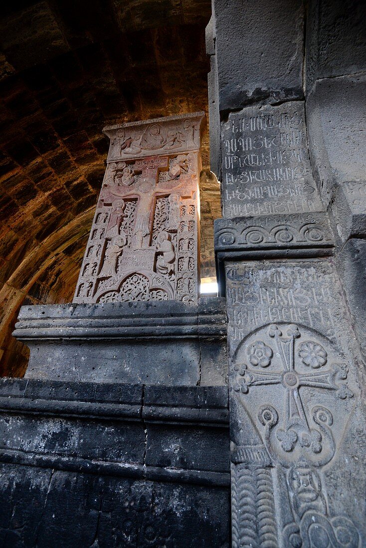frühchristliche Stele in der Klosteranlage Haghpat bei Alverdi, Kaukasus, Nord- Armenien, Asien