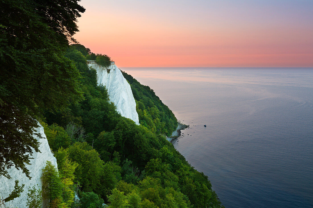 Blick zum Königsstuhl, Nationalpark Jasmund, Rügen, Ostsee, Mecklenburg-Vorpommern, Deutschland