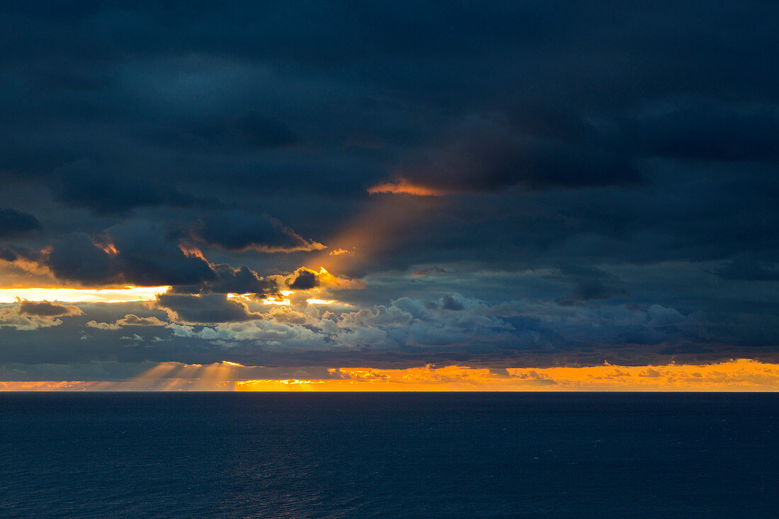Sunrise over the sea, view from Königsstuhl, Jasmund National Park, Rügen, Baltic Sea, Mecklenburg-Vorpommern, Germany