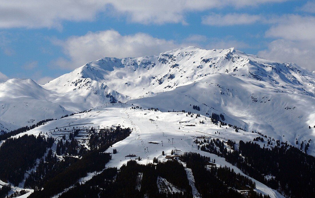 View to the Gerlos area in the ski area Königsleiten-Hochkrimml, Zillertal Arena on the Gerlos Pass, Salzburger Land, Austria