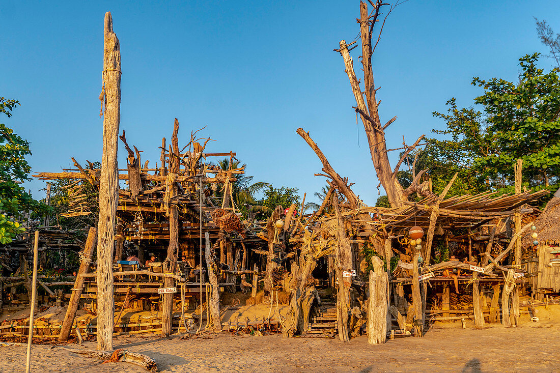 Hippie Bar am Buffallo Bay, Aow Kao Kwai, Koh Phayam, Ranong, Thailand