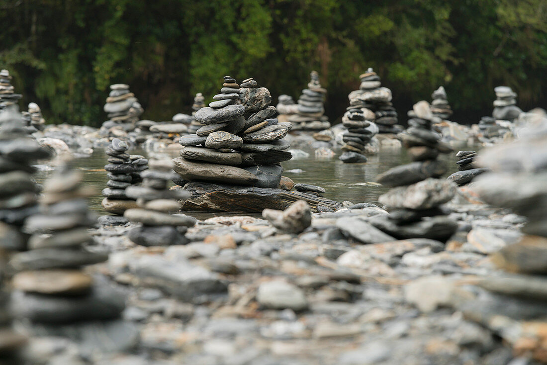 Cairn, Mount Aspiring National Park, Hates Pass, West Coast, South Island, New Zealand, Oceania