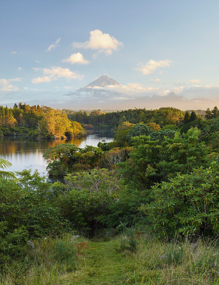 Lake Mangamahoe, Mount Taranaki, North Island, New Zealand, Oceania