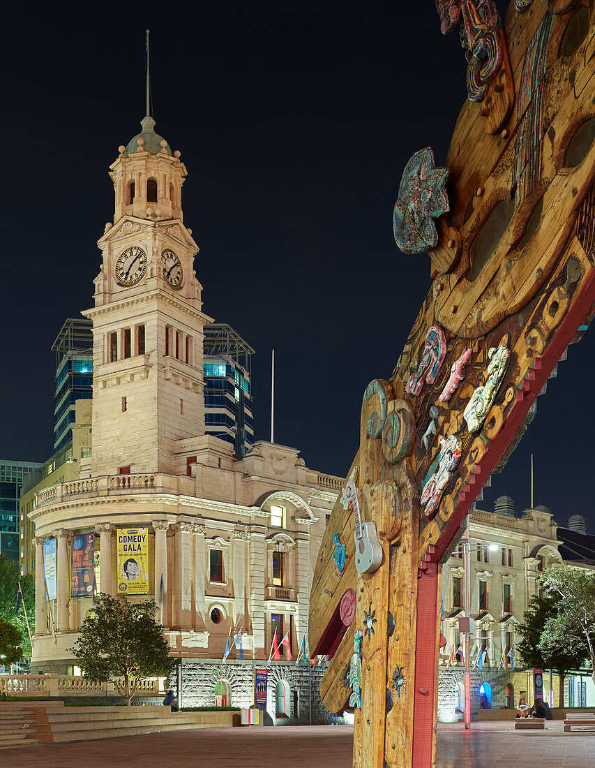 Maori artwork, City Hall, Aotea Square, Auckland, North Island, New Zealand, Oceania