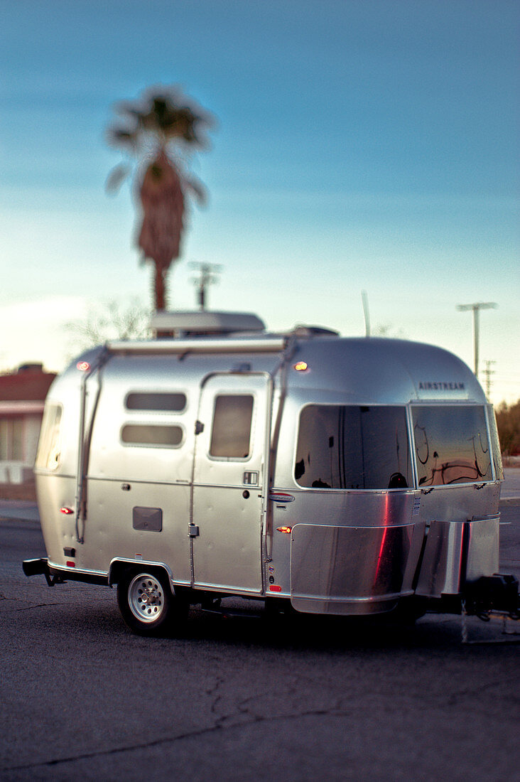 Silber Reisewagen, 29 Palmen, Kalifornien, USA