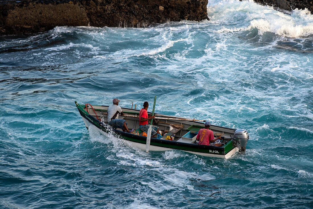 Cape Verde, Island Santo Antao, fishermen, fishingboat,ocean