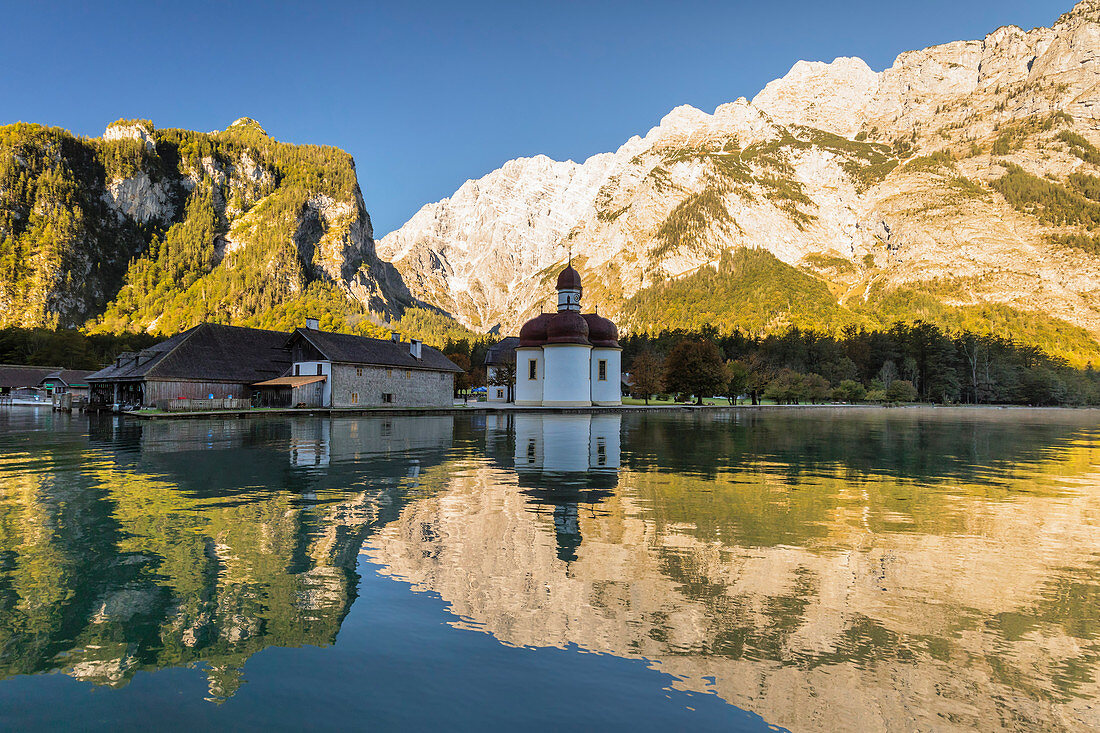 St. Bartholomew on Lake Koenigssee, Watzmann Mountain, Berchtesgadener Land, Berchtesgaden National Park, Upper Bavaria, Bavaria, Germany, Europe
