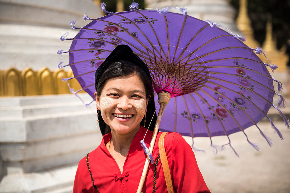 Pindaya Cave Festival (Pagodenfestival), Pindaya, Shan State, Myanmar (Burma), Asien