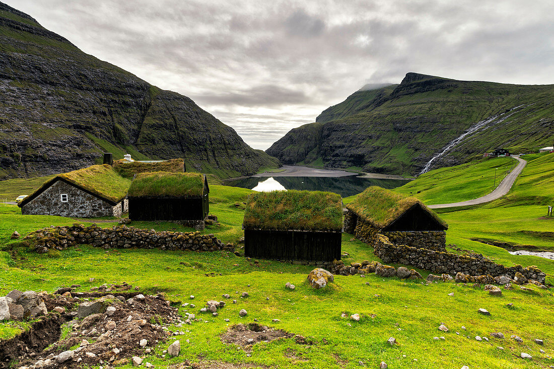 Traditional houses with grass roof, Saksun, Streymoy island, Faroe Islands, Denmark, Europe