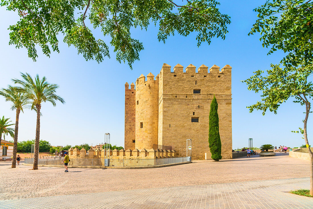 Calahorra tower (Torre de la Calahorra), a fortified gate of Islamic origin in the historic centre of Cordoba,UNESCO World Heritage Site, Andalusia, Spain, Europe