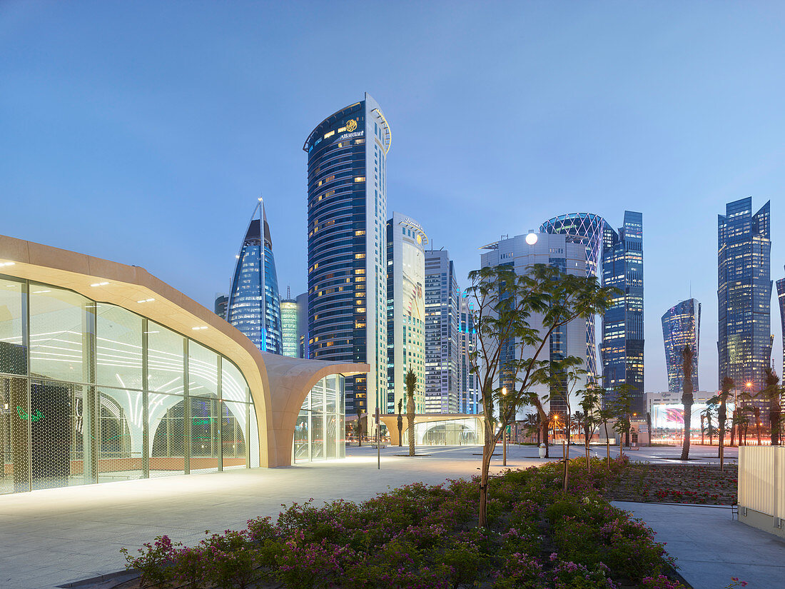 Wolkenkratzer, West Bay, Diplomatic Area, Doha, Katar