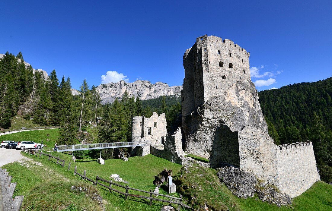 Burg Andraz, Dolomiten, Veneto, Italien