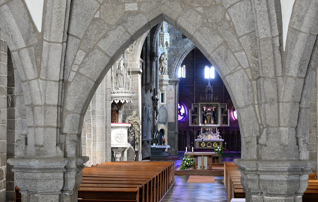 In der St. Prokop-Basilika von Trebic, Süd-Mähren, Tschechien