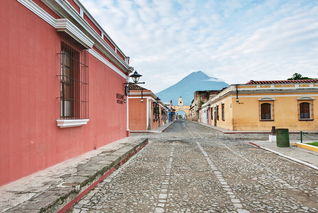Calle Del Arco, Antigua, Guatemala