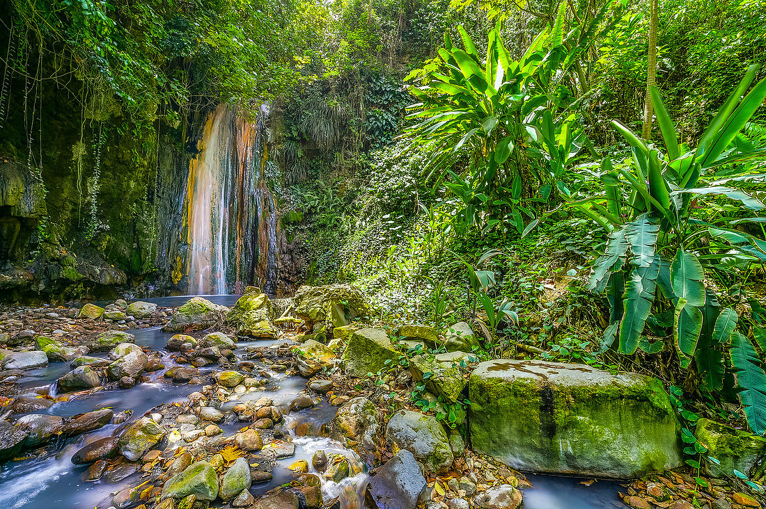 Diamond Falls, Soufriere, St. Lucia, Karibik
