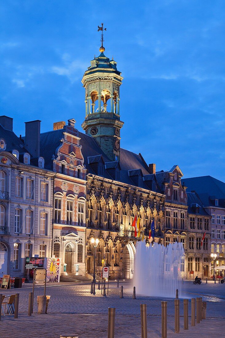 La Grand-Place, Mons, Wallonien, Belgien, Europa