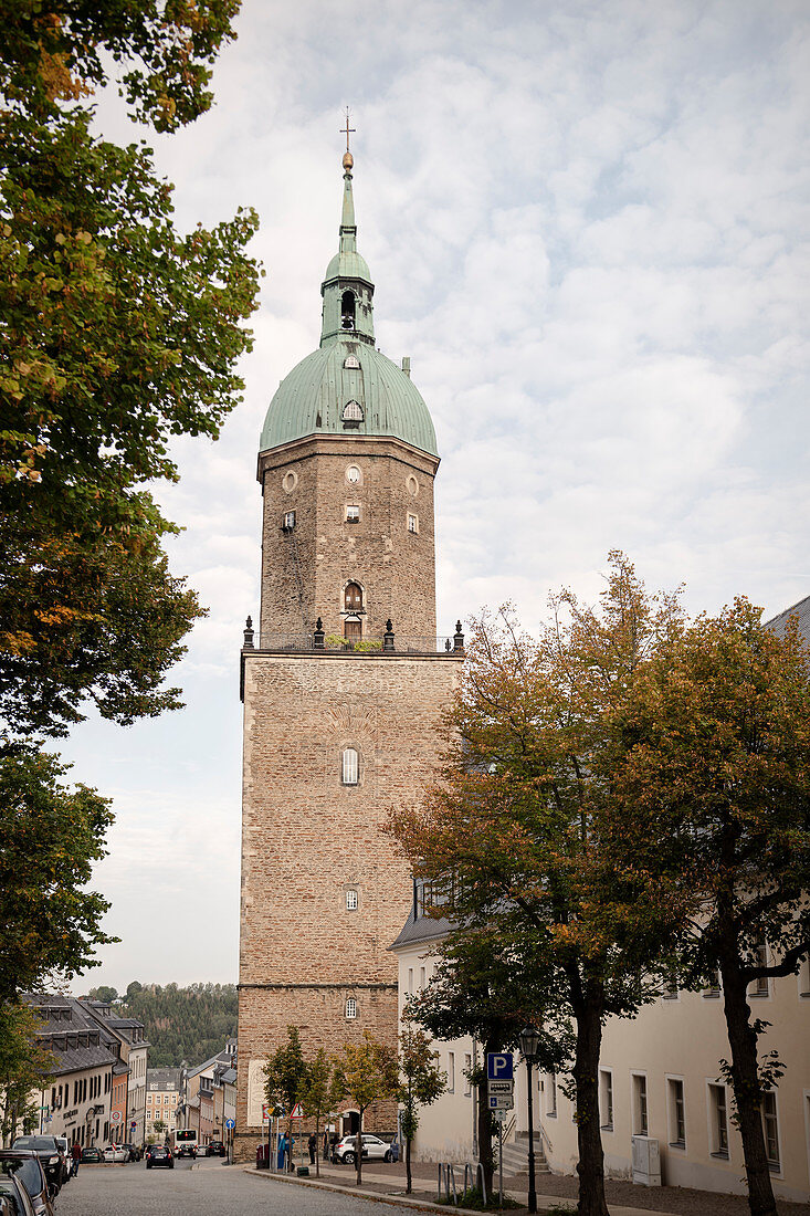 Kirchturm der Sankt Annenkirche, UNESCO Welterbe Montanregion Erzgebirge, Annaberg, Sachsen