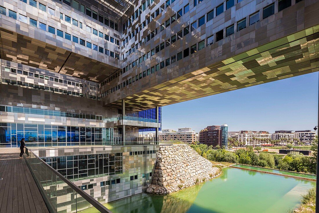 France, Herault, Montpellier, district of Port Marianne, city hall designed by the architects Jean Nouvel and François Fontes