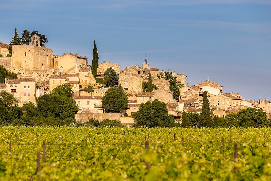 France, Vaucluse, Parc Naturel Regional du Luberon (Natural Regional Park of Luberon), Ansouis, labelled Les Plus Beaux Villages de France (The Most Beautiful Villages of France), certified the Most beautiful Villages of France