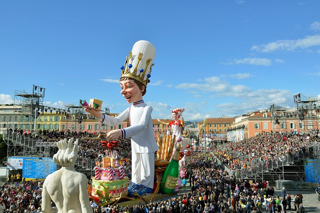 France, Alpes Maritimes, Nice, Carnival 2014, the Corso (procession of carnival floats)