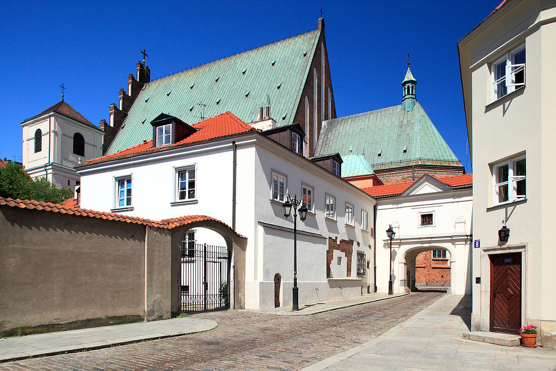 Kanonia-Straße und Dach der Warschauer Kathedrale, Altstadt, Warschau, Polen, Europa