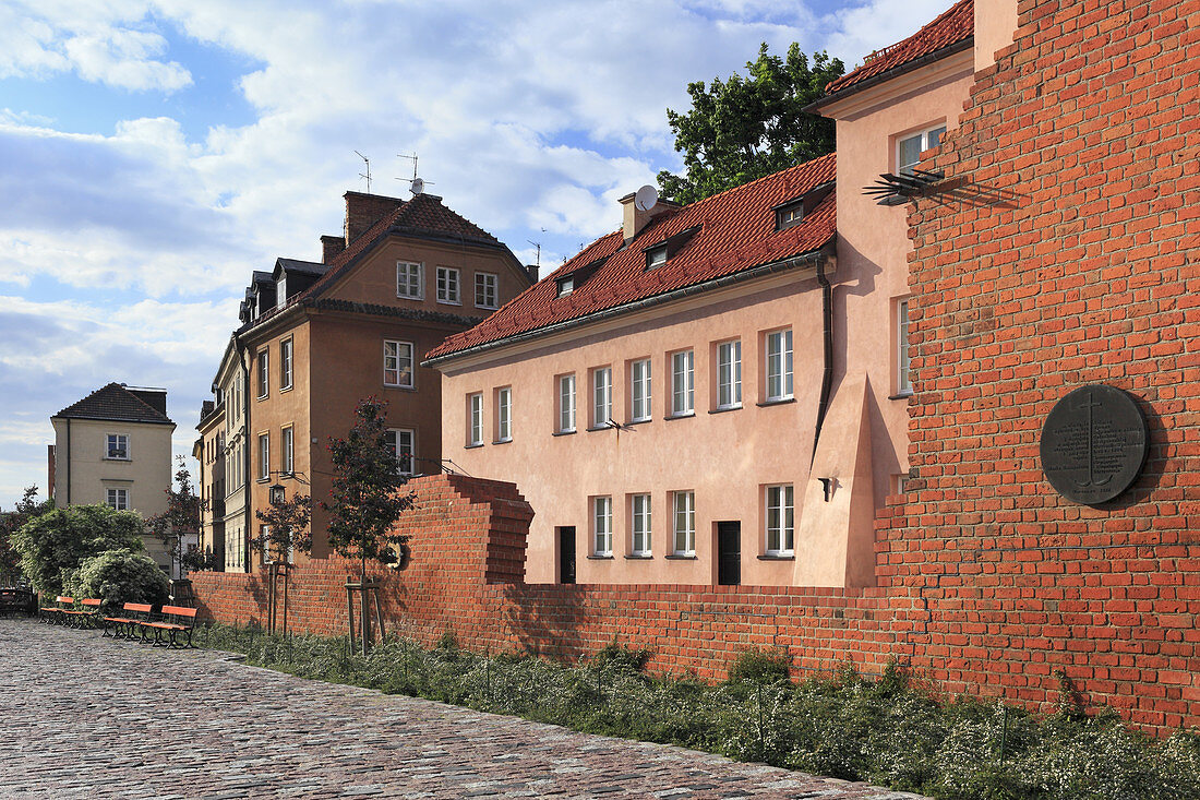 Medieval fortified city walls located along Podwale Street, old town, Warsaw, Mazovia region, Poland, Europe