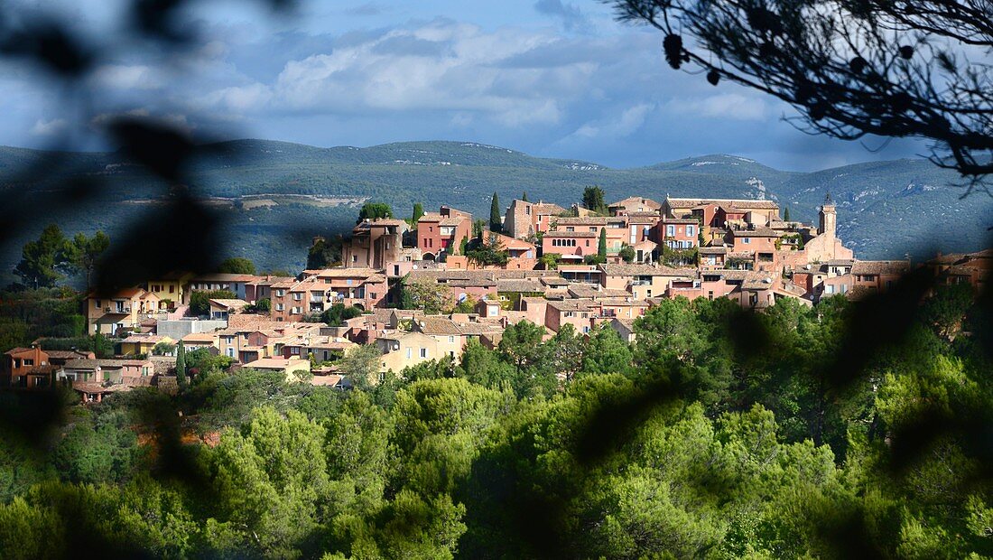 Roussillion in the Luberon, Provence, France