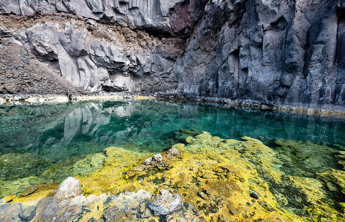 Naturteich bei der Playa Echentive, Strand bei Fuencaliente, La Palma, Kanarische Inseln, Spanien, Europa