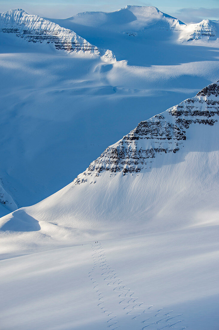 Heliskiing in Iceland in perfect conditions