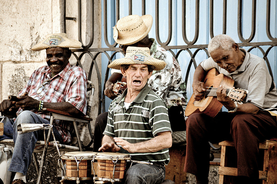 Straßenmusiker in der Hauptstadt von Kuba, Havanna