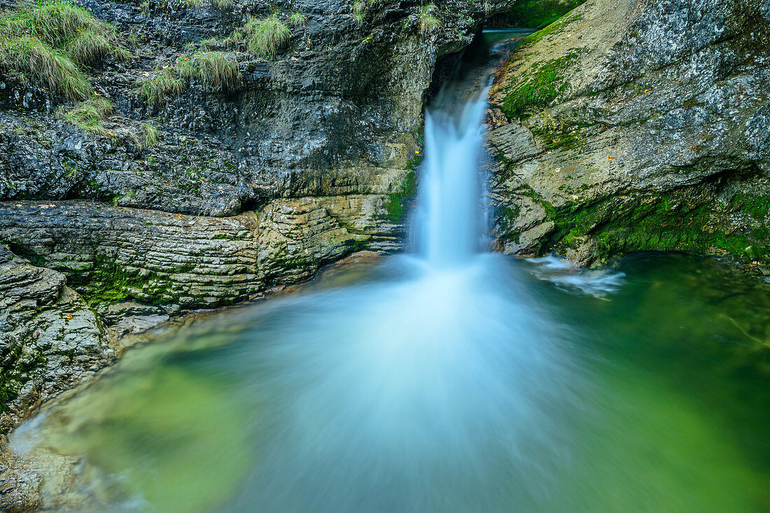 Wasserfall, Kuhfluchtfälle, Estergebirge, Bayerische Alpen, Oberbayern, Bayern, Deutschland