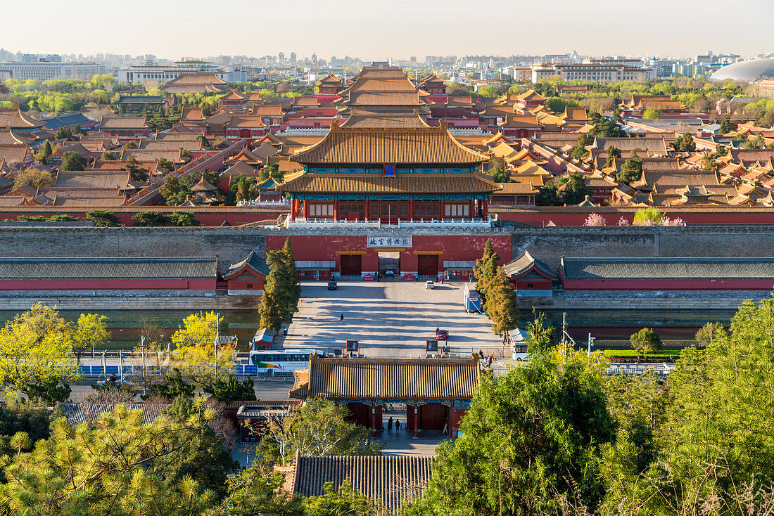 Blick über die Verbotene Stadt in Peking, China