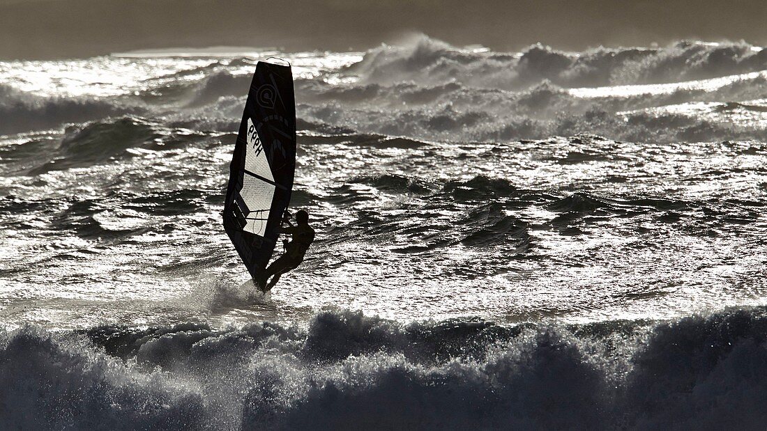 Frankreich, Finistère, Plomeur, Pointe de la Torche, WorldCup 2014 Windsurfen, Wellenwettbewerb, TEN HOEVE Martin (NED)