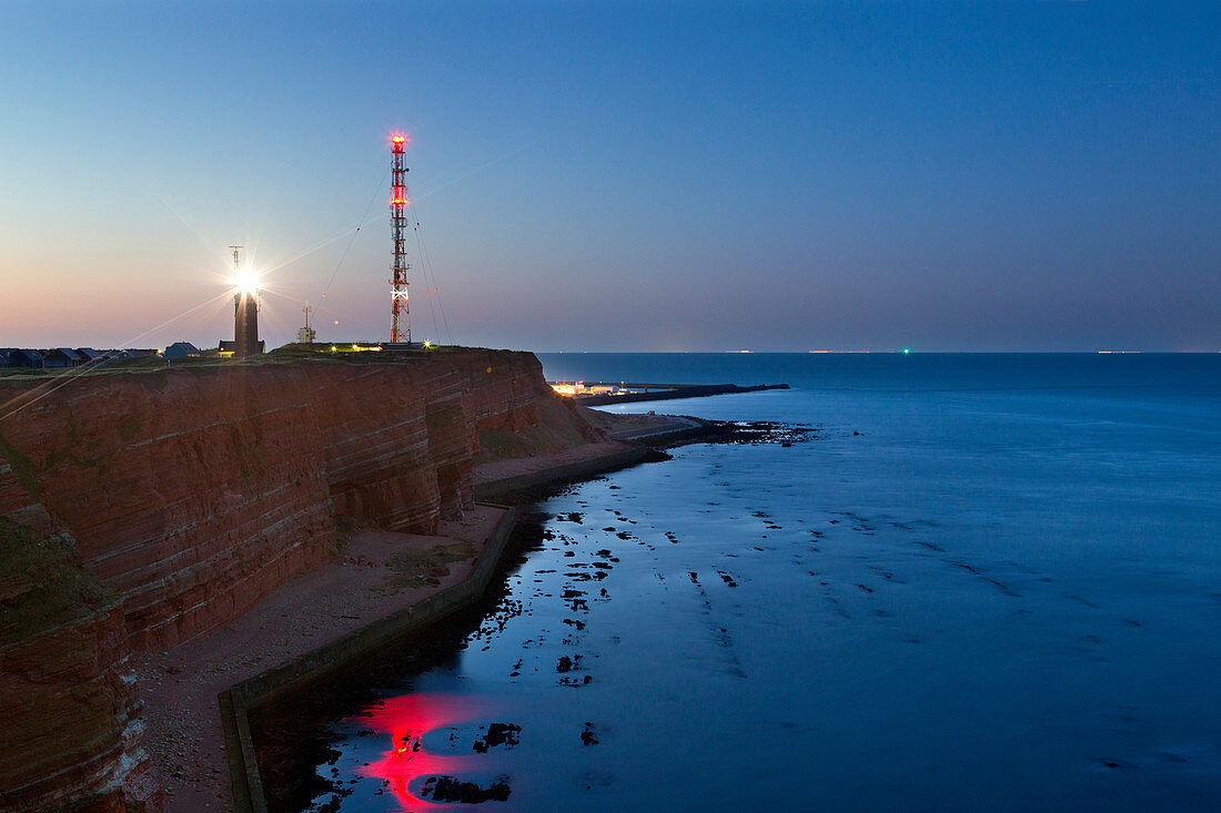 Lummenfelsen and lighthouse on the Oberland, Helgoland, North Sea, Schleswig-Holstein, Germany